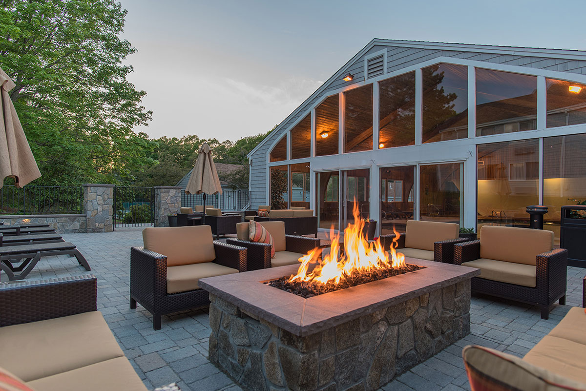 Fire Pit Patio, Indoor Pool at Rockport Inn & Suites